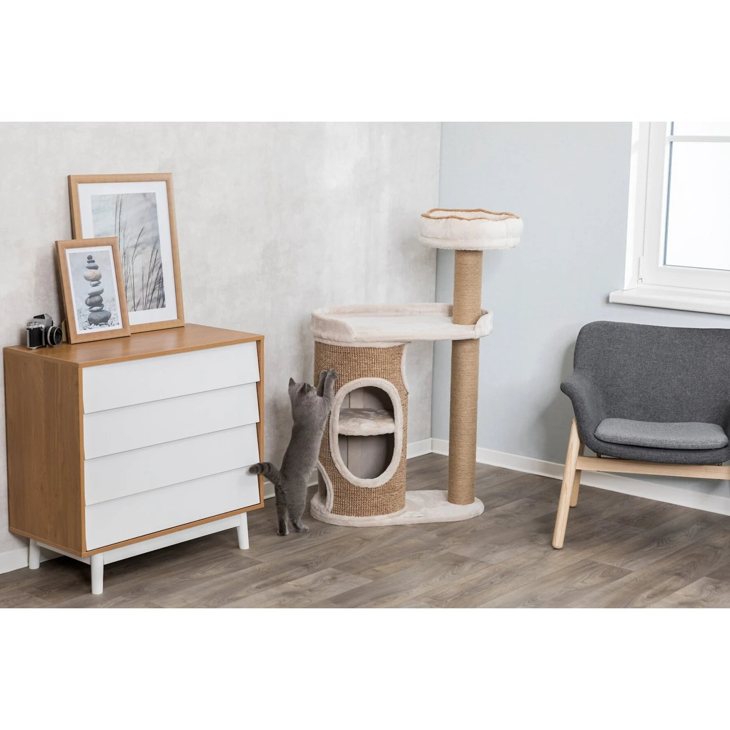 TRIXIE Falco Scratching Post Cat Condo 6 TRIXIE Falco Scratching Post Cat Condo - Image 4