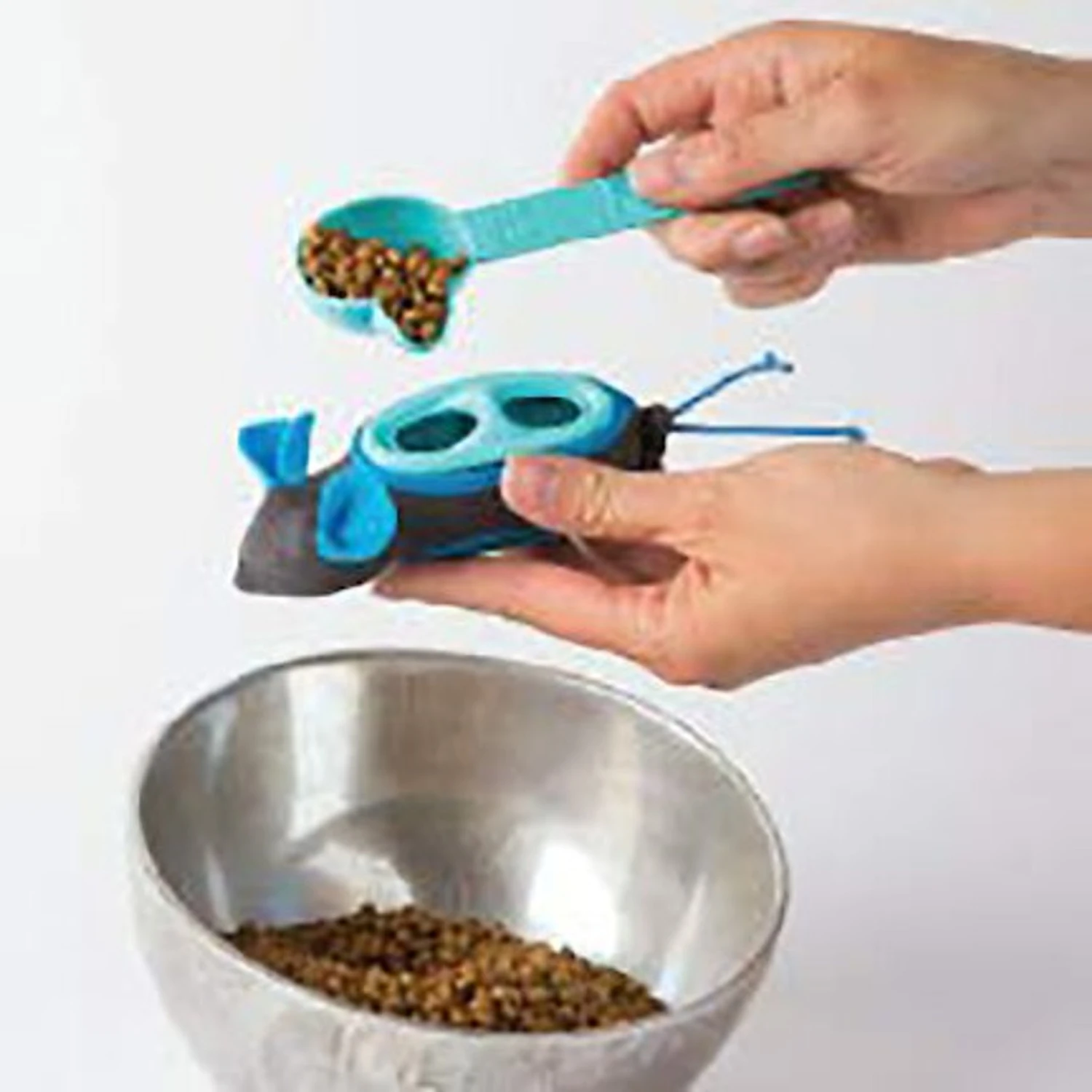 Doc & Phoebe's Cat Co. The Hunting Snacker Interactive Cat Treat Toy, Blue 9 Doc & Phoebe's Cat Co. The Hunting Snacker Interactive Cat Treat Toy, Blue - Image 7