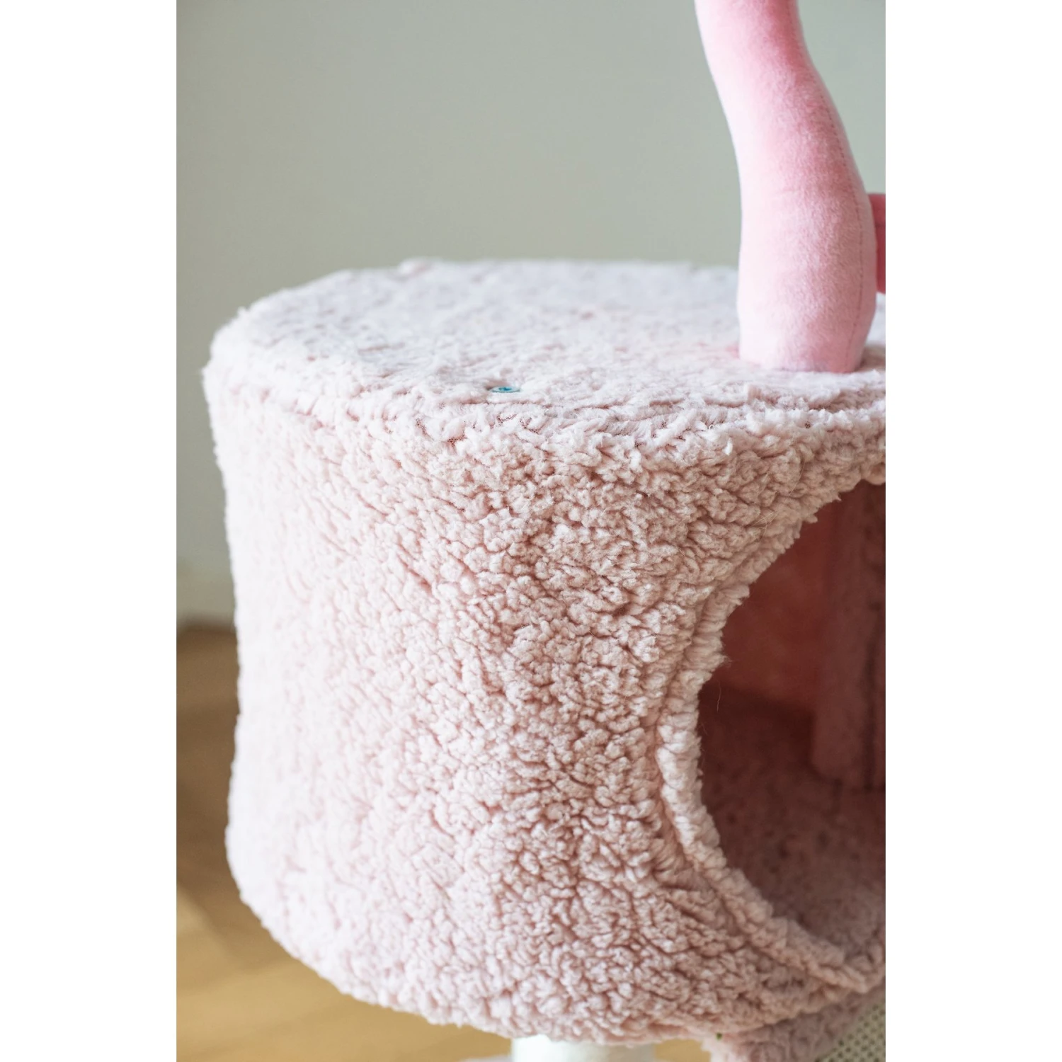 Catry 32-in Flamingo Design With Sisal Scratching Post Cat Tree, Pink 8 Catry 32-in Flamingo Design With Sisal Scratching Post Cat Tree, Pink - Image 6