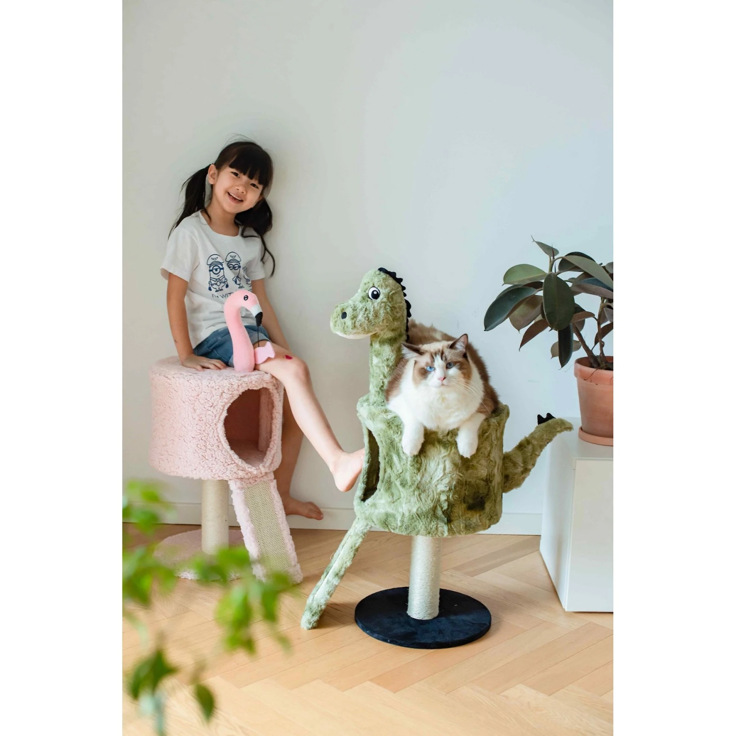 Catry 32-in Flamingo Design With Sisal Scratching Post Cat Tree, Pink 11 Catry 32-in Flamingo Design With Sisal Scratching Post Cat Tree, Pink - Image 9