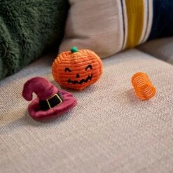 Goody Box Halloween Cat Toys & Treats 15 Goody Box Halloween Cat Toys & Treats -Cat Supplies 631182 PT5. AC SS1800 V1690839978