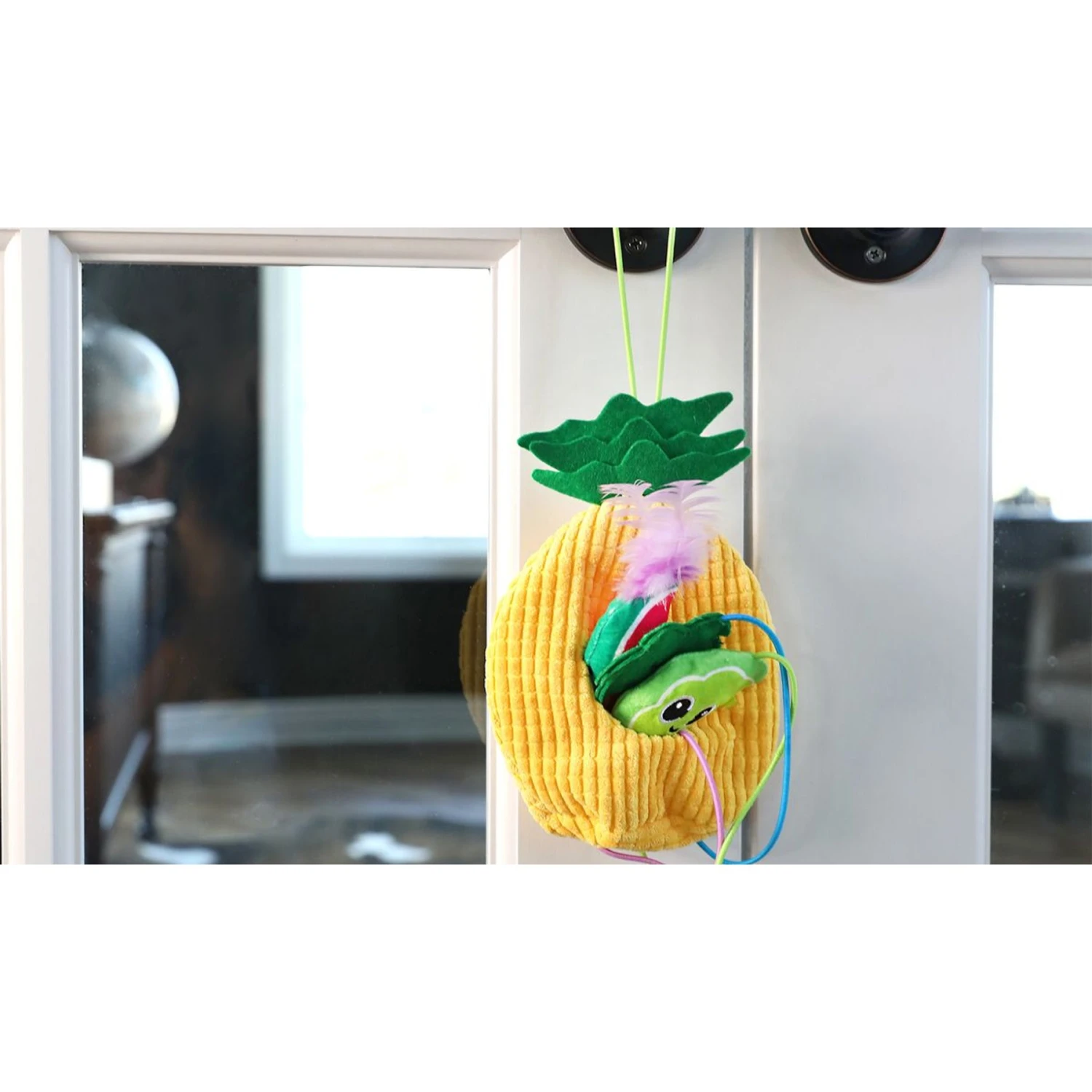 Quirky Kitty Tropical Teaser Doornob Dangler Cat Toy 5 Quirky Kitty Tropical Teaser Doornob Dangler Cat Toy - Image 3